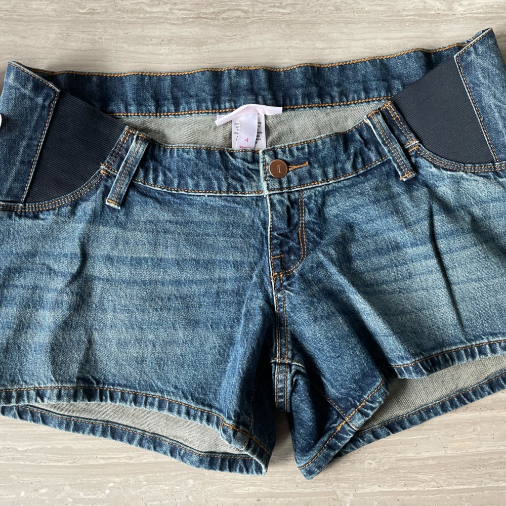 Side Panel Midi Maternity Jean Shorts Isabel Maternity by Ingrid & Isabel Sz 12